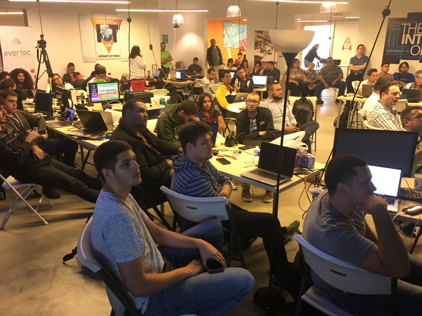 Engine-4 Foundation community in action
