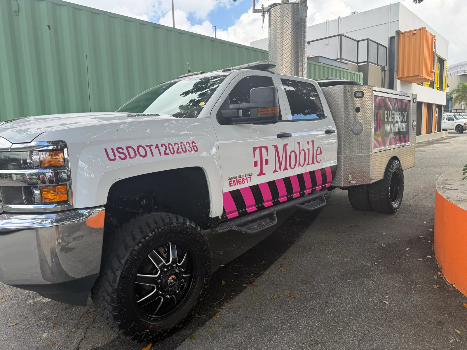 T-Mobile NB-IoT Lab photo 6